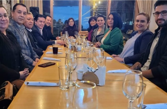 Reunión de Directorio - 8 de noviembre - Elección empresa para desarrollo de portal web